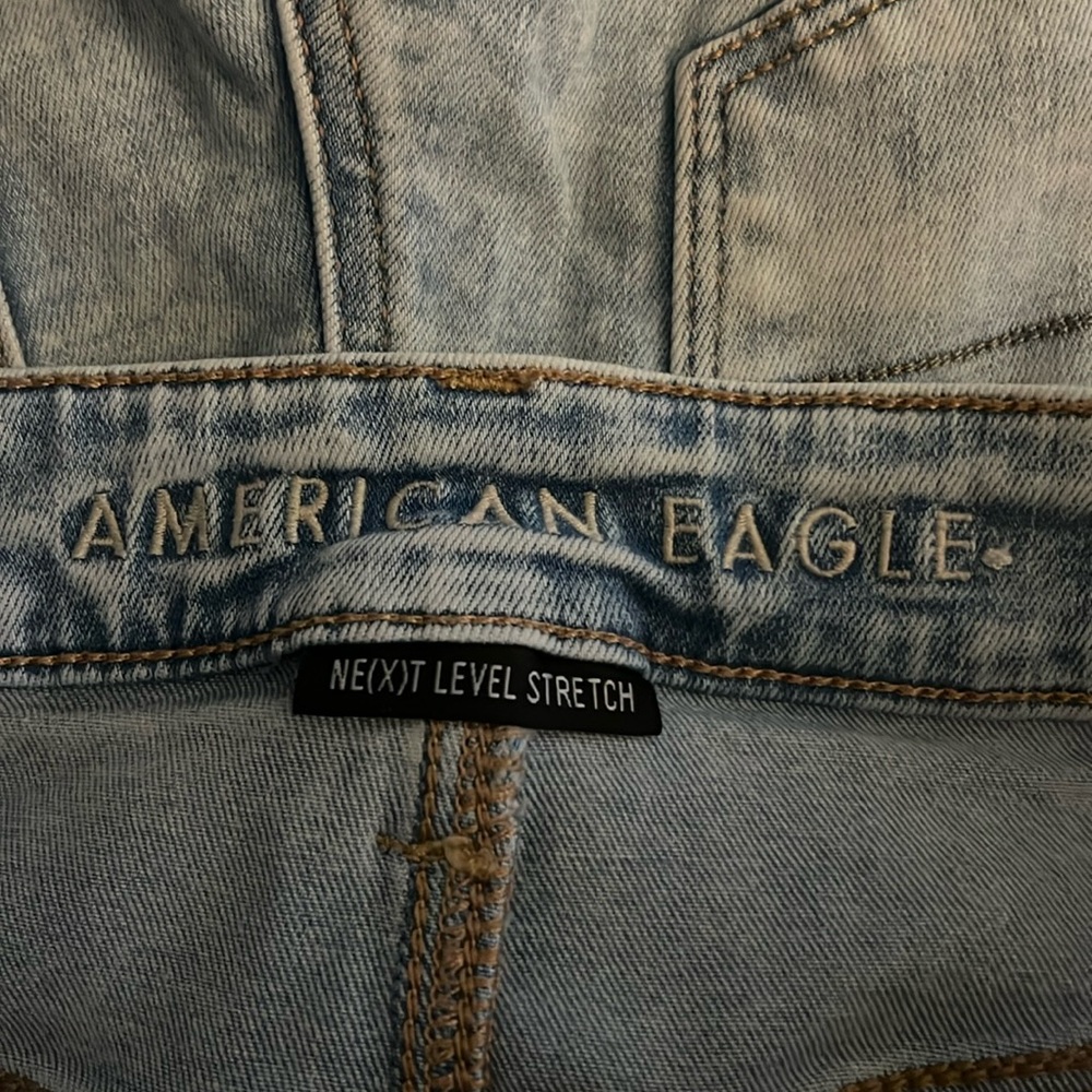 American Eagle Size 6 Regular Jeans